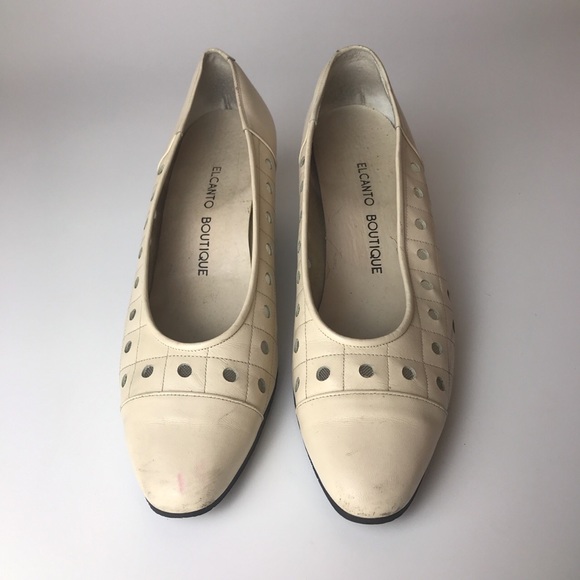 Vintage | White Leather Heels - Picture 2 of 4